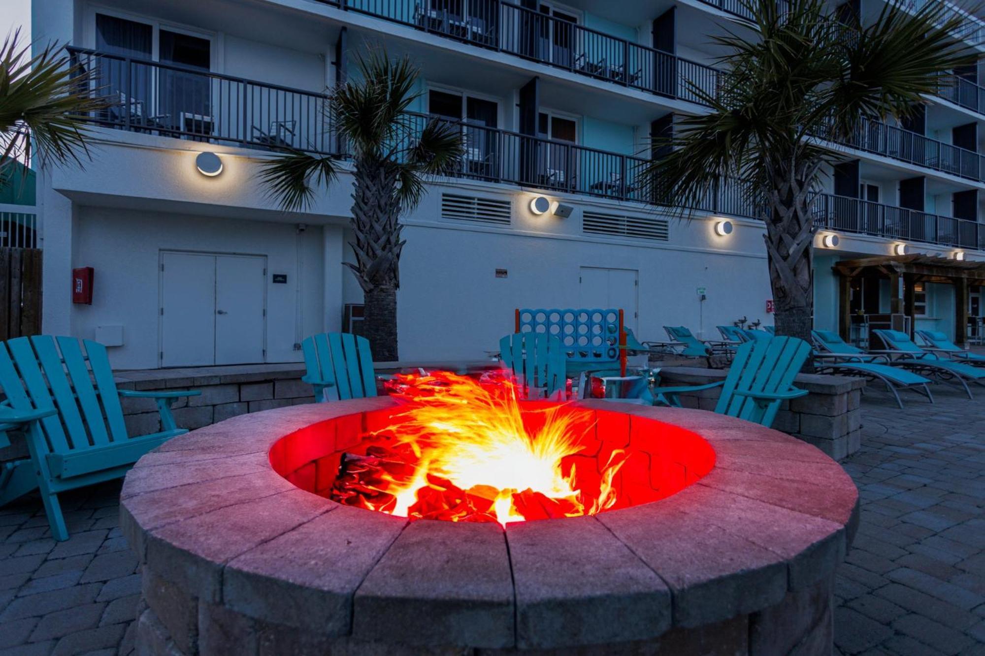 Holiday Inn Resort Oceanfront At Surfside Beach, An Ihg Hotel Myrtle Beach Exterior photo